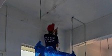 屋顶漏水怎么查找漏水点？