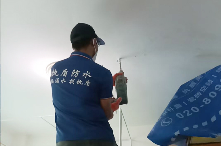 楼板裂缝灌浆补漏