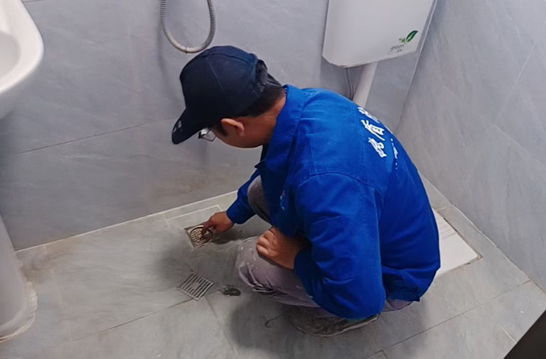 卫生间防水